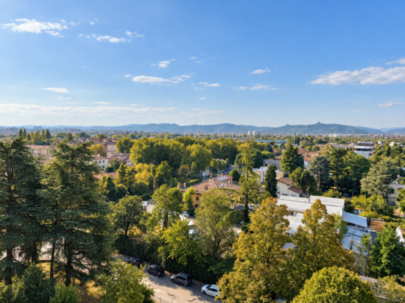 Appartamento quadrilocale con vista panoramica